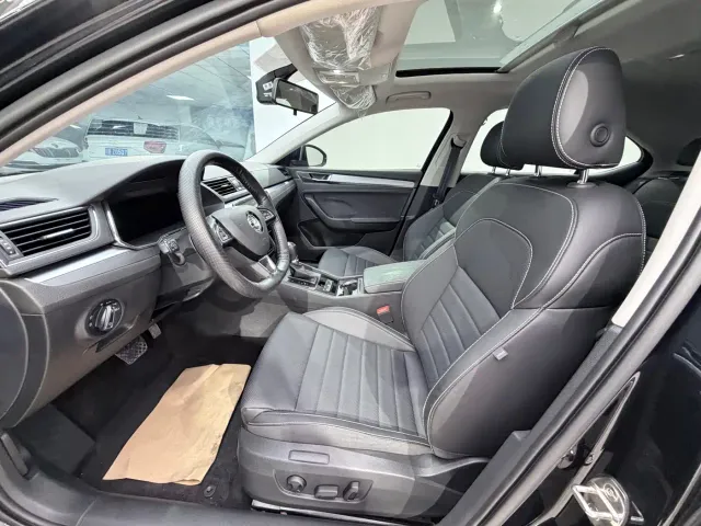 Skoda Superb — Фото автомобиля 7