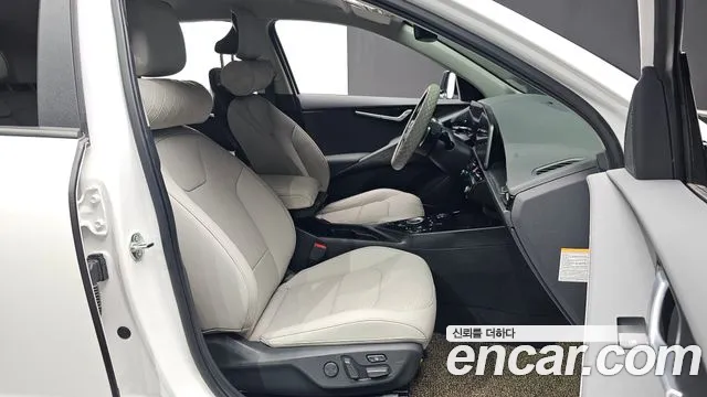 Kia Niro The All New Niro Signature — Фото автомобиля 26