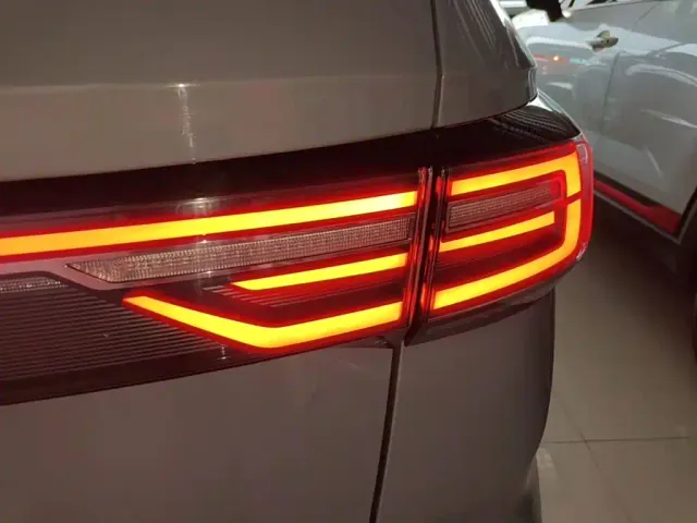 Volkswagen Tharu — Фото автомобиля 7