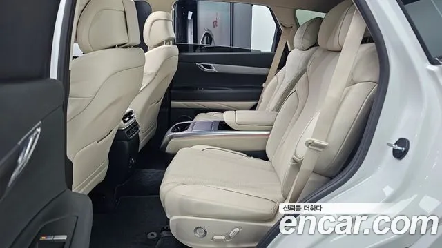 Genesis GV80 — Фото автомобиля 18