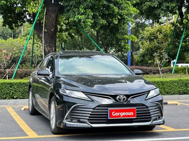 Toyota Camry — Фото автомобиля 3