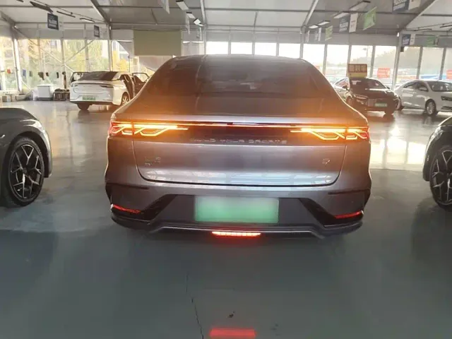 BYD Han — Фото автомобиля 5