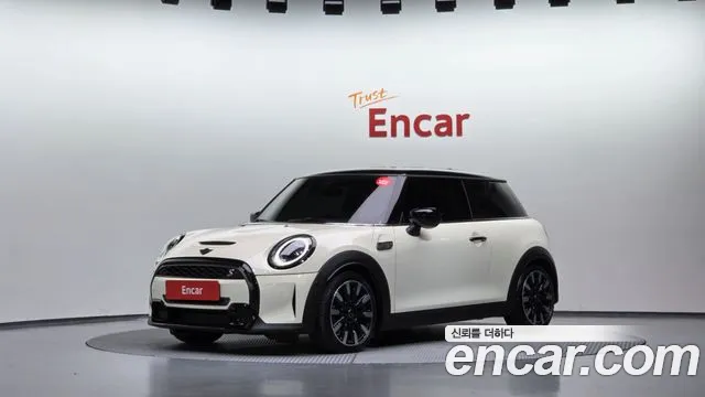 Фотография автомобиля — MINI Cooper