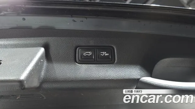 Kia Canival Carnival 4 поколение Дизель 9 мест Signature — Фото автомобиля 16