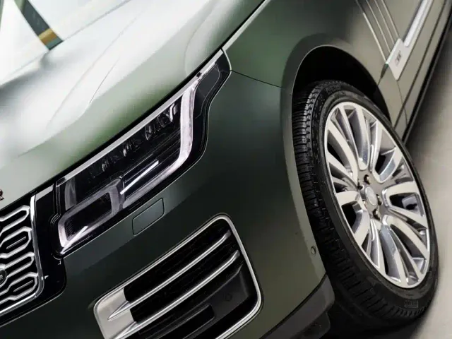 Land Rover Range Rover — Фото автомобиля 2