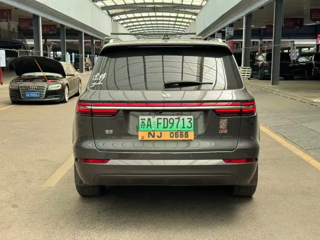 Li Auto Li ONE 2021 Extended Range 6-Seater — Фото автомобиля 8