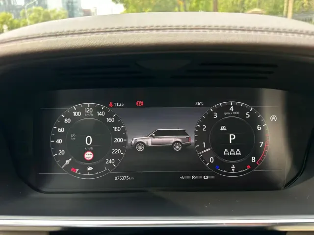 Land Rover Range Rover — Фото автомобиля 24