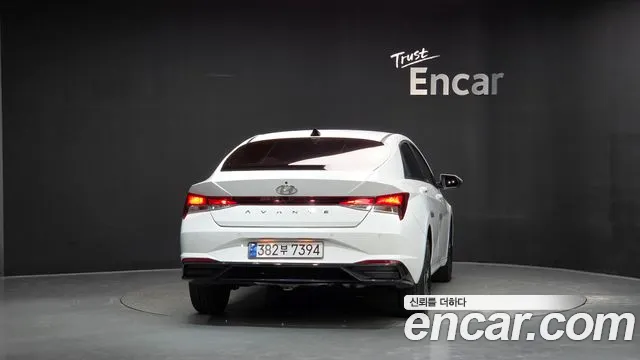 Hyundai Avante CN7 — Фото автомобиля 4