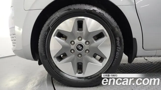 Hyundai Staria — Фото автомобиля 5