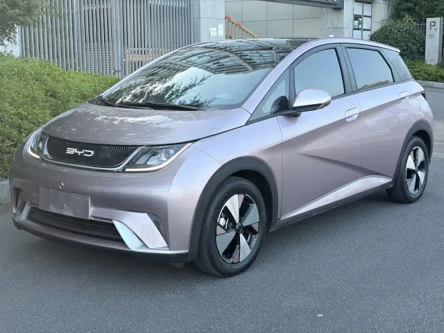 Фотография автомобиля — BYD Dolphin