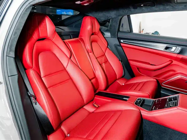 Porsche Panamera — Фото автомобиля 25