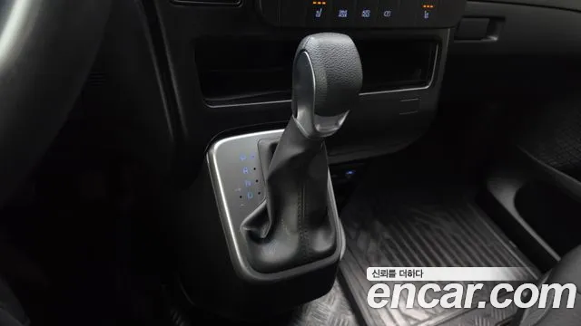 Hyundai Staria — Фото автомобиля 12