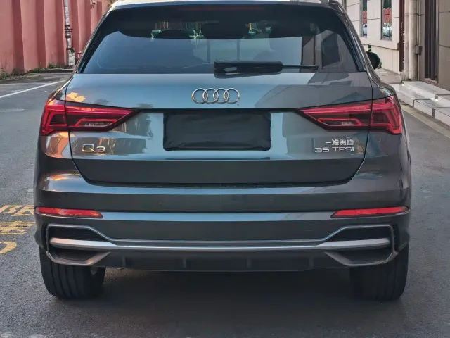 Audi Q3 — Фото автомобиля 3