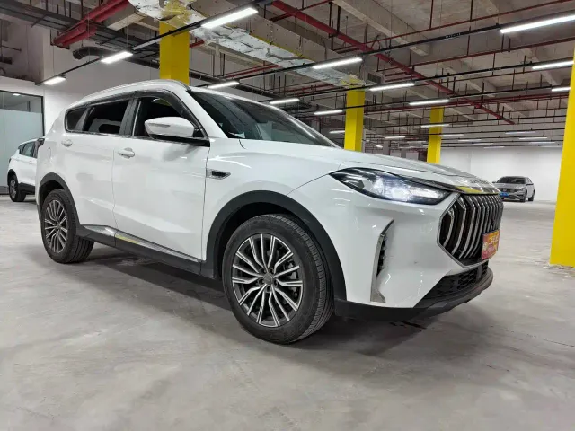 Jetour X70 Plus — Фото автомобиля 3