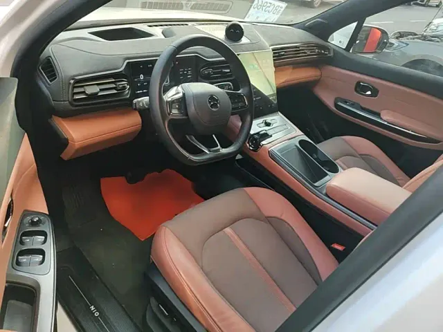 Nio EC6 — Фото автомобиля 15