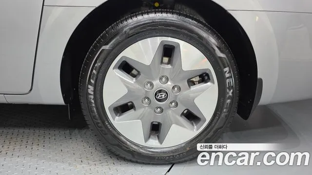 Hyundai Staria — Фото автомобиля 6
