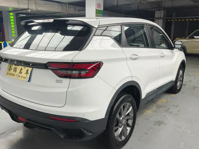 Geely Binyue — Фото автомобиля 5