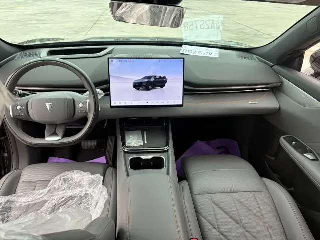 Deepal Shenlan S05 2026 620Max Pure Electric Edition — Фото автомобиля 11