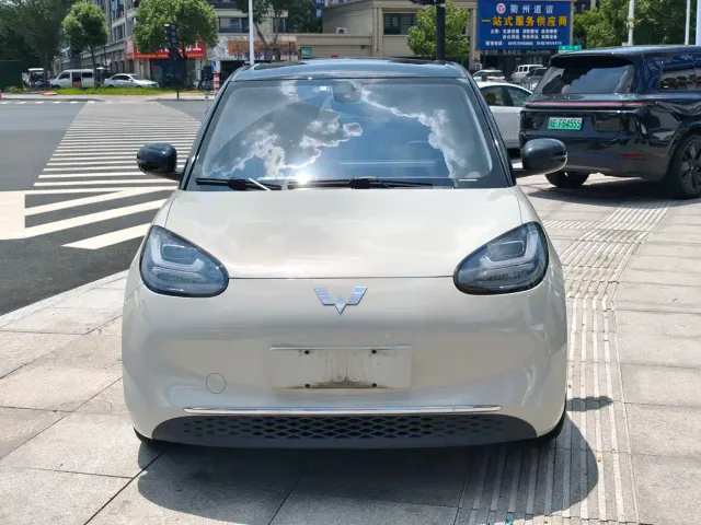 Wuling Bingo — Фото автомобиля 2