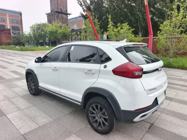 Chery Tiggo 3x — Фото автомобиля 6