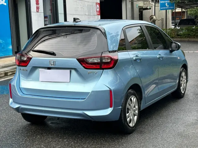 Honda Fit — Фото автомобиля 11
