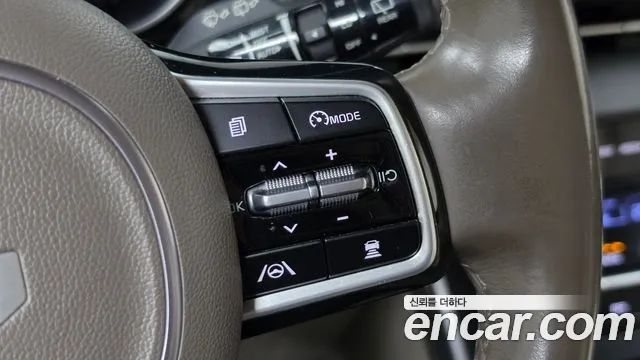 Kia Carnival 4th Gen — Фото автомобиля 20