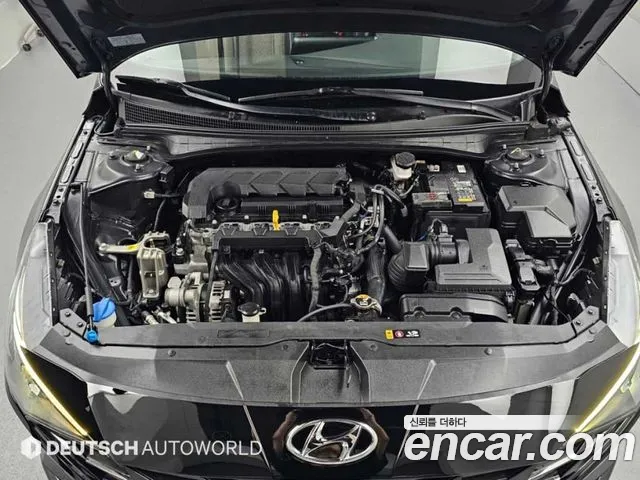 Hyundai Avante CN7 — Фото автомобиля 6
