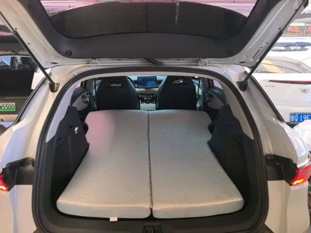 BYD Yuan PLUS — Фото автомобиля 18