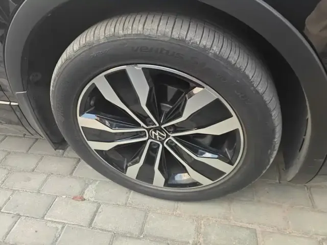 Volkswagen Tiguan L — Фото автомобиля 6