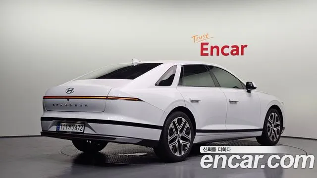 Hyundai Grandeur GN7 — Фото автомобиля 2