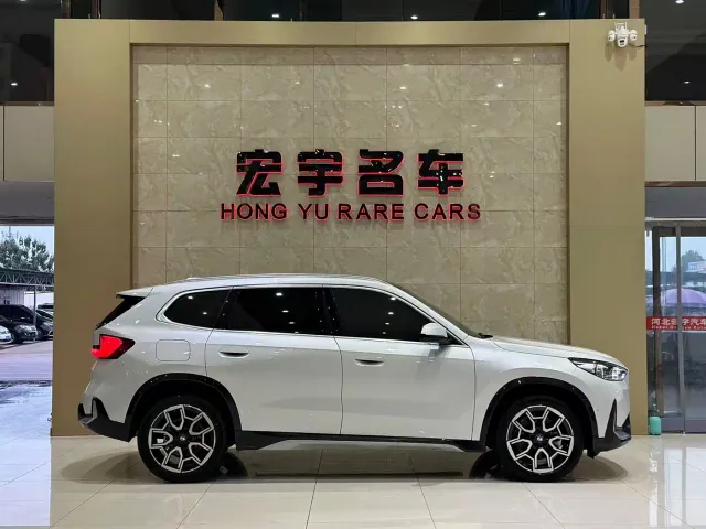 BMW X1 — Фото автомобиля 4