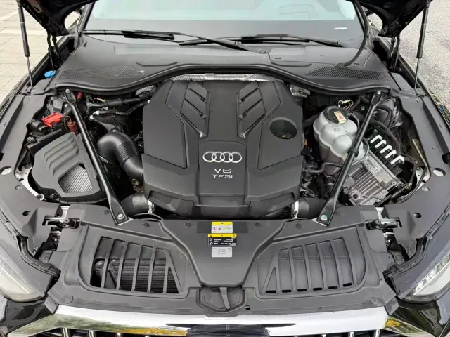Audi A8 — Фото автомобиля 16