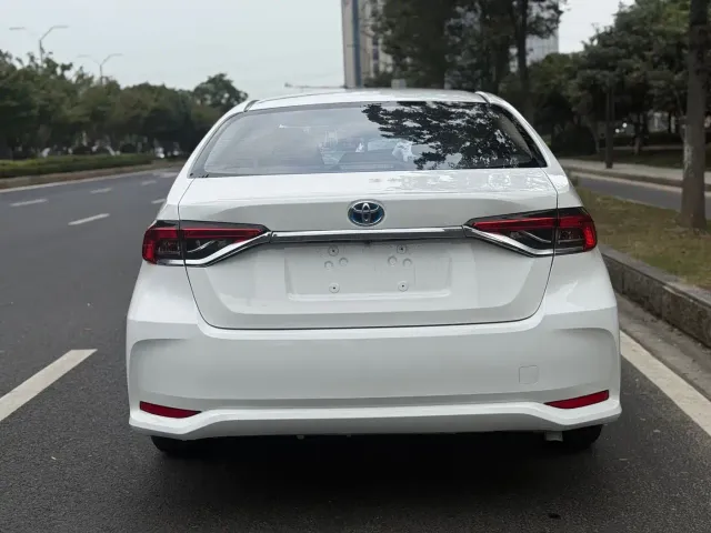 Toyota Corolla 2023 1.2T Pioneer Edition — Фото автомобиля 6