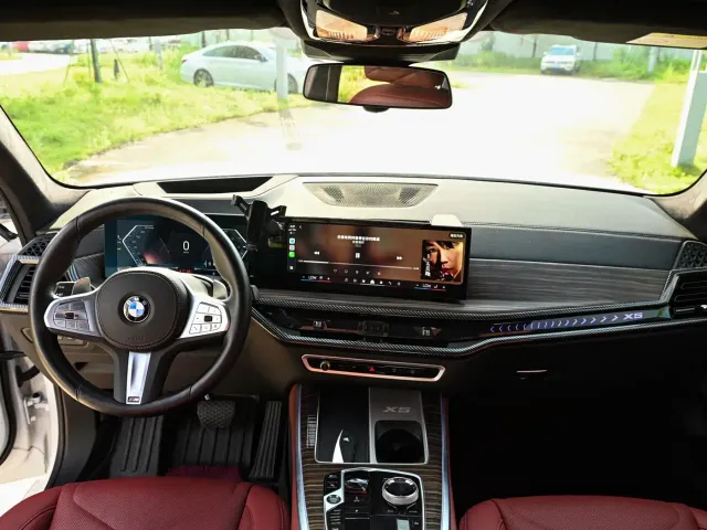 BMW X5 — Фото автомобиля 8