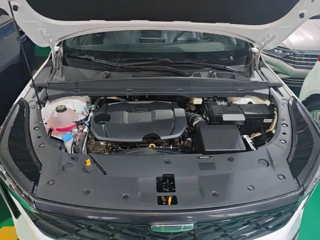 Geely Boyue — Фото автомобиля 19