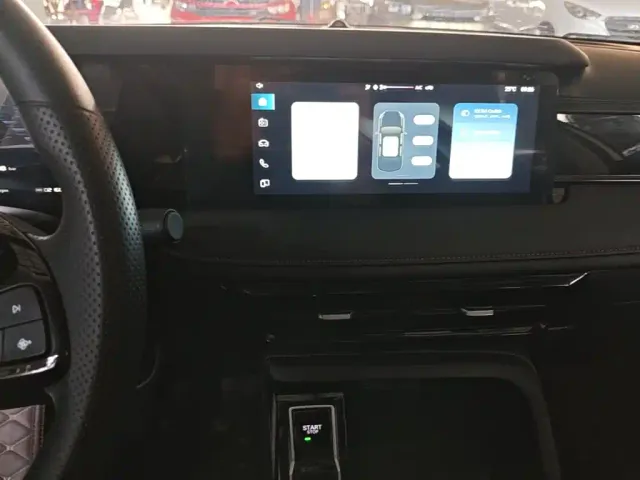Roewe i5 — Фото автомобиля 12