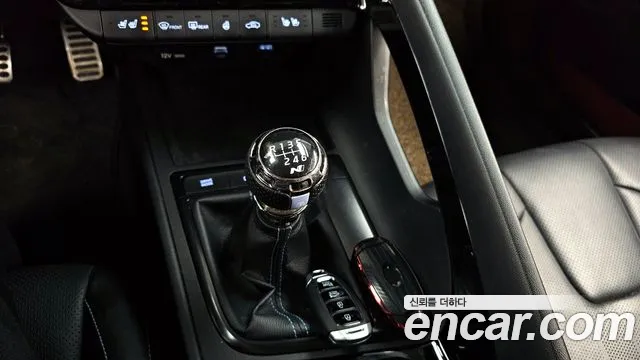 Hyundai AVANTE — Фото автомобиля 9