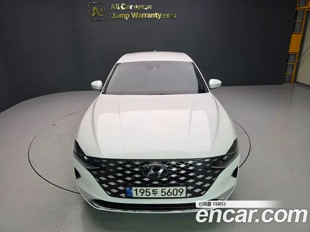 Hyundai Grandeur Grandeur (New) — Фото автомобиля 13