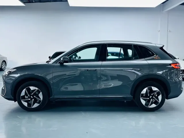 Geely Galaxy E5 — Фото автомобиля 12
