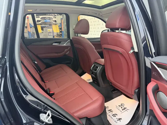 BMW X3 — Фото автомобиля 17