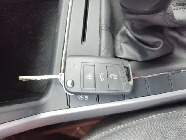 Volkswagen Polo 2023 Plus 1.5L Auto Joyful Living Edition — Фото автомобиля 8