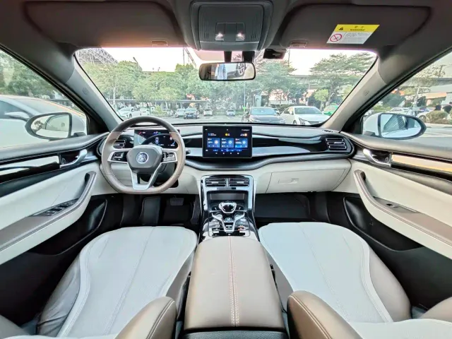 BYD Qin PLUS — Фото автомобиля 9