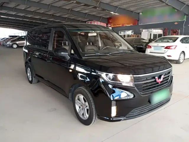 Wuling Zhengcheng — Фото автомобиля 3