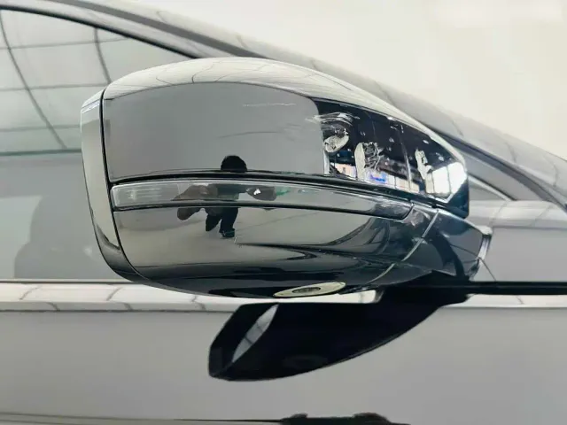 Land Rover Discovery Sport — Фото автомобиля 16
