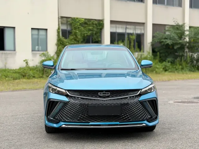 Geely Emgrand L — Фото автомобиля 2