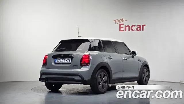 MINI Cooper — Фото автомобиля 2
