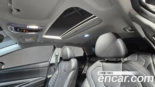 Hyundai AVANTE Avante (CN7) — Фото автомобиля 19