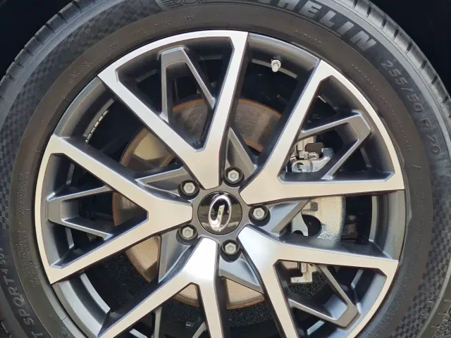 GAC Trumpchi GS8 — Фото автомобиля 11