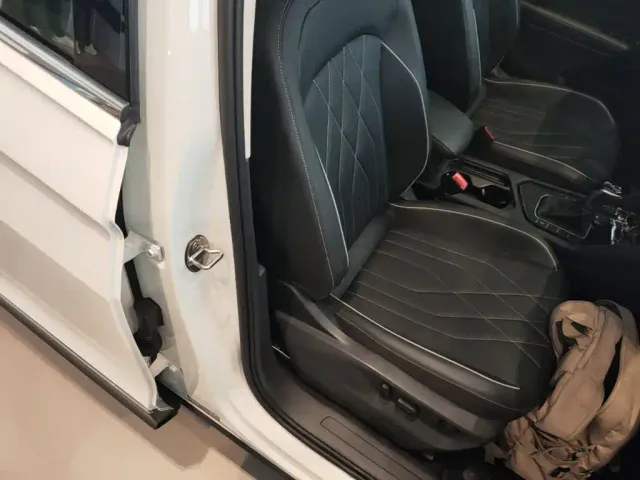 Volkswagen Tiguan L — Фото автомобиля 24
