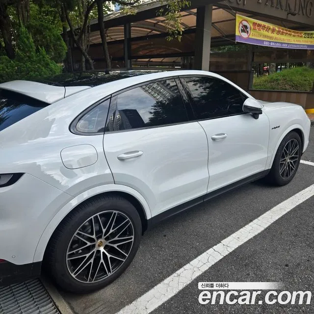 Porsche Cayenne PO536 — Фото автомобиля 3
